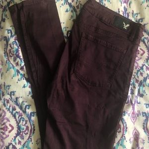 American Eagle maroon jeggings